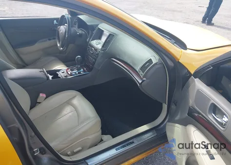 2011 Infiniti G37 Journey z USA, uszkodzony, nr VIN JN1CV6AP7BM508820